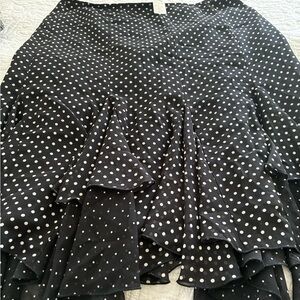 White House Black Market Elegant Black skirt
